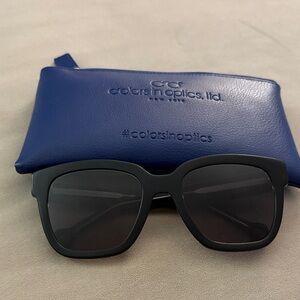 Black Color in Optics Sunglasses